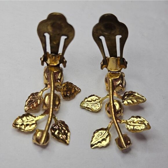 Vintage Austrian Crystal Aurora Borealis Floral Sprig Rhinestone Clip On Earring - Picture 6 of 8